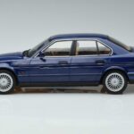 BMW Alpina B10 4.6 E34 Син MCG 1:18