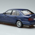 BMW Alpina B10 4.6 E34 Син MCG 1:18