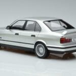 BMW Alpina B10 4.6 E34 Сребрист MCG 1:18
