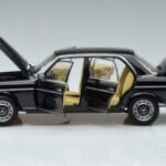 Mercedes 230 E W123 Лимитирано Издание Norev 1:18