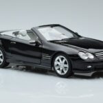 Mercedes SL500 R230 Черен Norev 1:18