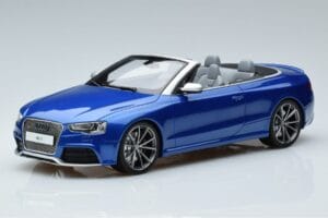 Audi RS5 B8 Кабриолет Син GT Spirit 1:18