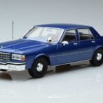 Chevrolet Chevrolet Caprice Sedan FBI Politseska Kola MCG 1:18 1:18 Метал