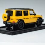 Mercedes Mercedes AMG G63 W463 Жълт MotorHelix 1:18 1:18 Смола