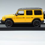 Mercedes Mercedes AMG G63 W463 Жълт MotorHelix 1:18 1:18 Смола
