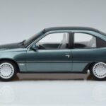 Opel Opel Kadett E GSi Син Металик Norev 1:18 1:18 Метал