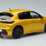 Peugeot Peugeot 208 GT Line Жълт Otto 1:18 1:18 Смола