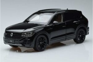 Volkswagen Touareg CR Черен FAW 1:18