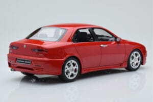 Alfa Romeo 156 GTA Червен Otto 1:18 OT1017 Смола — снимка 2 от 6