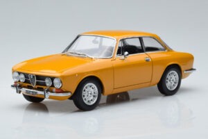 Alfa Romeo 1750 GTV Жълт Norev 1:18
