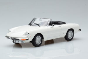 Alfa Romeo 2000 Spider Бял Norev 1:18