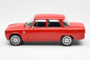 Alfa Romeo Giulia Nuova Super Червен Custom Wheels MCG 1:18 MCG18333 Метал — снимка 3 от 6