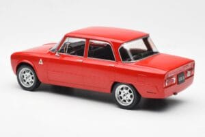 Alfa Romeo Giulia Nuova Super Червен Custom Wheels MCG 1:18 MCG18333 Метал — снимка 5 от 6