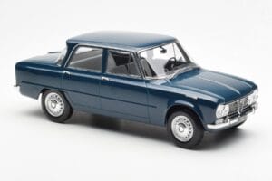 Alfa Romeo Giulia TI Петролно Синьо Norev 1:18 187971 Метал — снимка 4 от 6