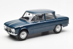 Alfa Romeo Giulia TI Петролно Синьо Norev 1:18