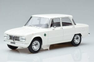 Alfa Romeo Giulia Ti Super Norev 1:18 187970 Метал