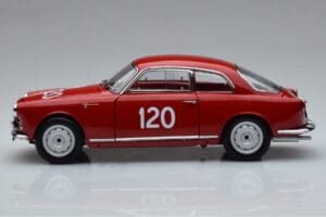 Alfa Romeo Giulietta SV #120 Mille Miglia 1956 Kyosho 1:18 08957A Метал — снимка 4 от 9