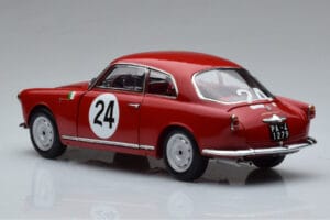 Alfa Romeo Giulietta SV #24 Targa Florio 1958 Kyosho 1:18 08957B Метал — снимка 6 от 9