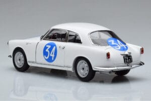 Alfa Romeo Giulietta SV #34 Targa Florio 1960 Kyosho 1:18 08957C Метал — снимка 6 от 9