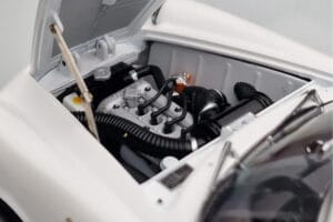 Alfa Romeo Giulietta SV #34 Targa Florio 1960 Kyosho 1:18 08957C Метал — снимка 8 от 9