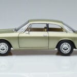 Alfa Romeo GTV 2000 Зелен Ограничено Издание Norev 1:18 187913 Метал - image 4 of 7