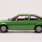 Alfa Romeo Alfasud Sprint Зелен Otto 1:18 - image 3 of 6