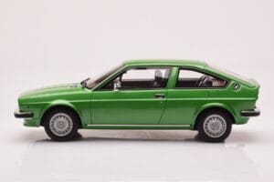 Alfa Romeo Alfasud Sprint Зелен Otto 1:18 OT1043 Смола — снимка 3 от 6