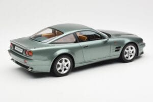 Aston Martin V8 Vantage Зелен GT Spirit 1:18 GT345 Смола — снимка 2 от 6