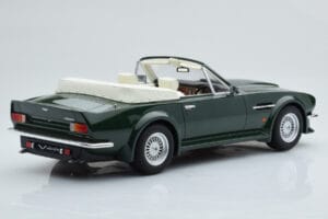 Aston Martin V8 Vantage Volante Зелен GT Spirit 1:18 ZM091 Смола — снимка 2 от 6