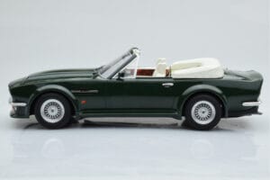 Aston Martin V8 Vantage Volante Зелен GT Spirit 1:18 ZM091 Смола — снимка 3 от 6