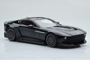 Aston Martin Victor Черен GT Spirit 1:18 GT428 Смола — снимка 4 от 6