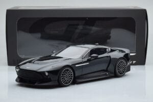 Aston Martin Victor Черен GT Spirit 1:18 GT428 Смола — снимка 6 от 6