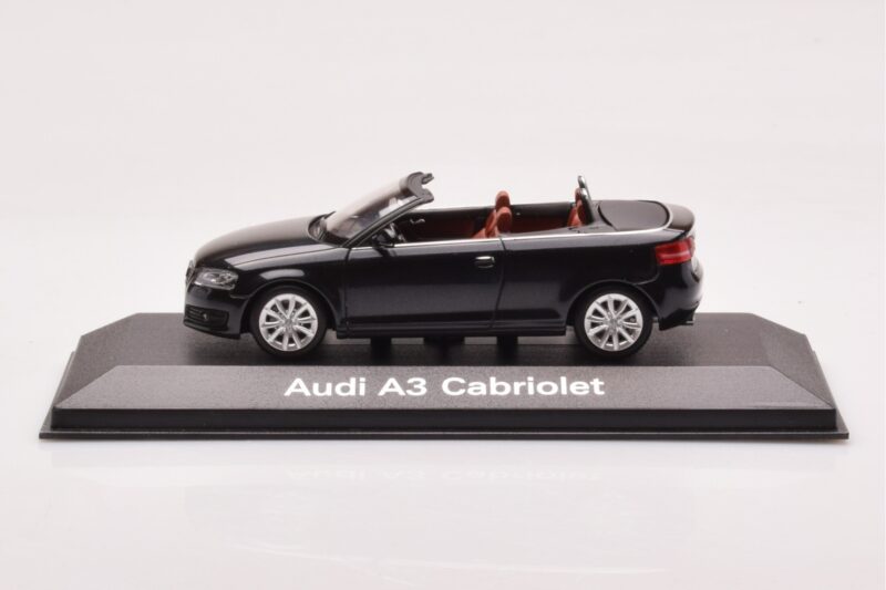 Audi A3 8P Кабриолет Черен Minichamps 1:43