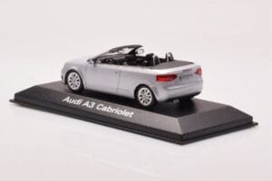 Audi A3 8P Кабриолет Сребрист Minichamps 1:43 5010803323 Метал — снимка 3 от 4