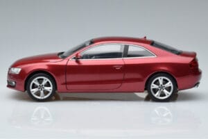 Audi A5 B8 Гранатено Червено Norev 1:18 188352 Метал — снимка 4 от 7