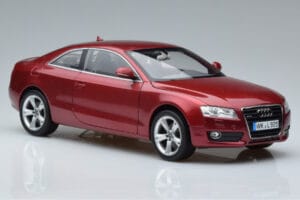Audi A5 B8 Гранатено Червено Norev 1:18 188352 Метал — снимка 5 от 7