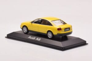 Audi A6 C5 Жълт Minichamps 1:43 IND47004 Метал — снимка 3 от 4