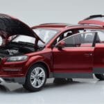Audi Q7 4L Гранатово Червен Kyosho 1:18 - image 2 of 8