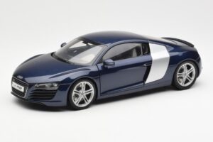 Audi R8 4.2 FSI V8 Син Kyosho 1:18
