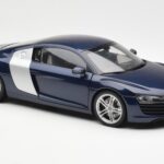 Audi R8 4.2 FSI V8 Син Kyosho 1:18 - image 6 of 8