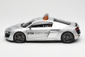 Audi R8 5.2 DTM Safety Car 2010 Kyosho 1:18 09216DTM Метал — снимка 4 от 8