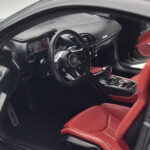 Audi R8 Performance Черен Kengfai 1:18 - image 8 of 10