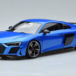 Audi R8 Performance Синьо Kengfai 1:18