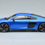 Audi R8 Performance Синьо Kengfai 1:18 - image 5 of 10