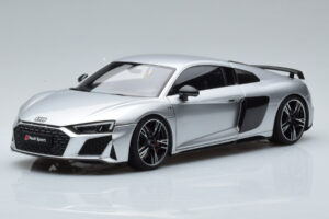 Audi R8 Performance Сребрист Kengfai 1:18