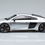 Audi R8 Performance Сребрист Kengfai 1:18 - image 5 of 10