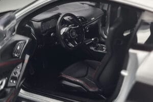 Audi R8 Performance Сребрист Kengfai 1:18 VAKF-0354 Метал — снимка 8 от 10