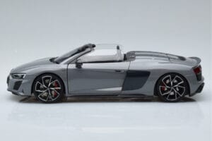 Audi R8 Spyder Performance Nardo Сив Kengfai 1:18 VAKF-0352 Метал — снимка 6 от 11