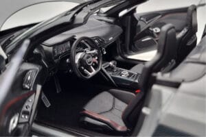 Audi R8 Spyder Performance Nardo Сив Kengfai 1:18 VAKF-0352 Метал — снимка 9 от 11