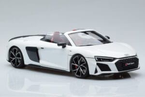 Audi R8 Spyder Performance Бял Kengfai 1:18 VAKF-0351 Метал — снимка 7 от 11